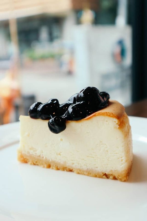 What Techniques Can Elevate a Simple Cheesecake to a Gourmet Masterpiece?