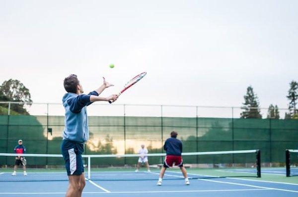 How to Implement a Sport-Specific Mobility Routine for Tennis Players?